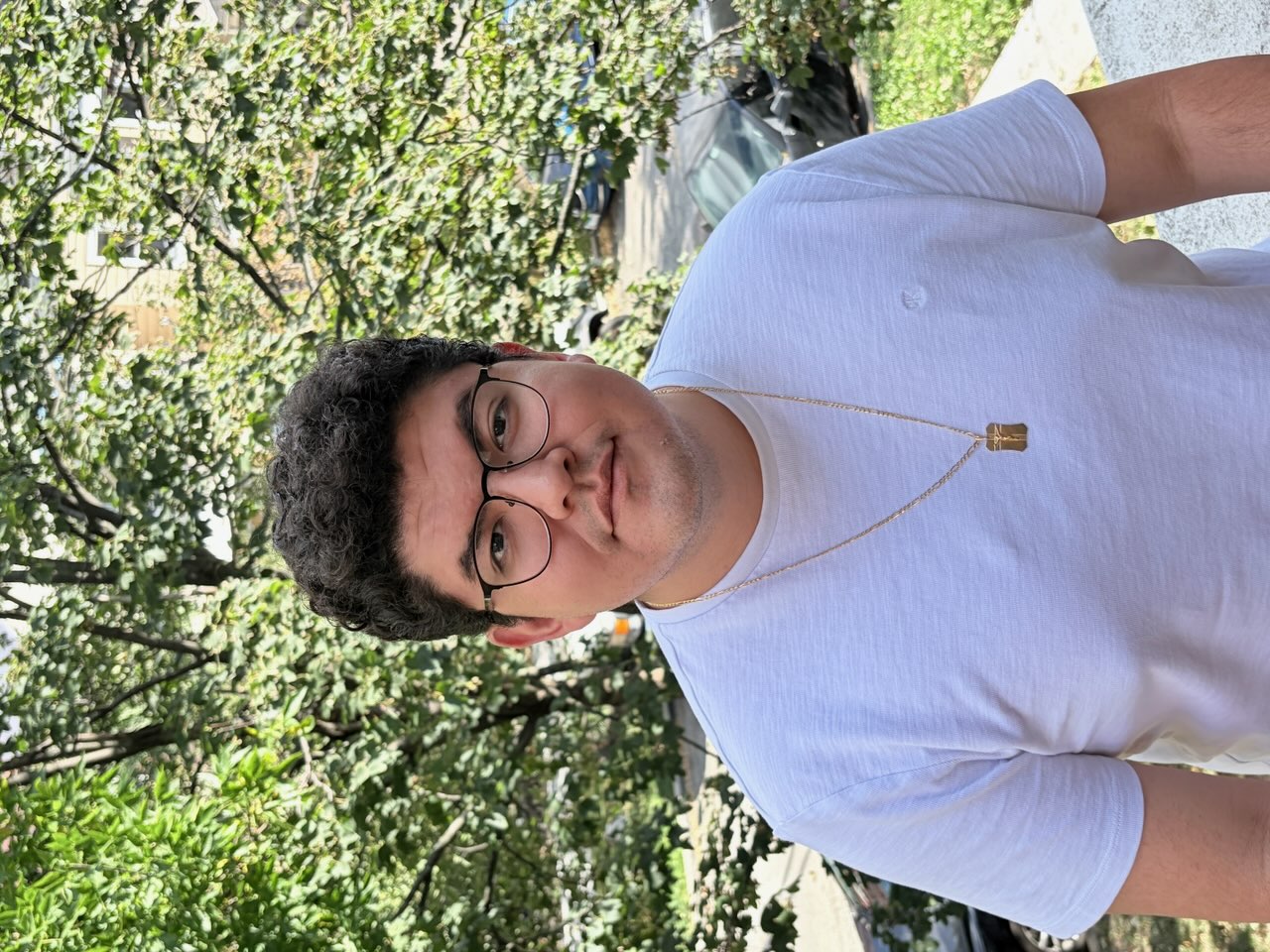 Tony Acosta Hernandez